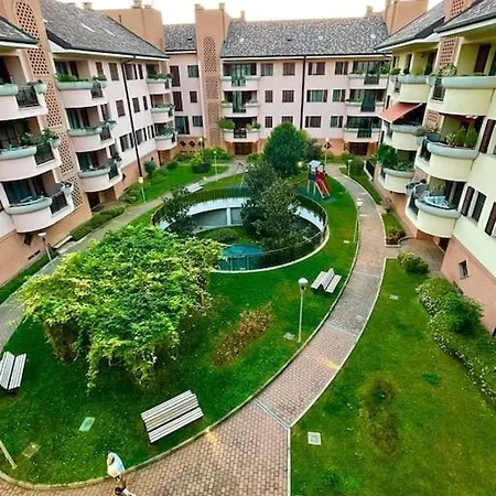 Apartment Orea Spiti - Modern Oasis Near Milan Assago